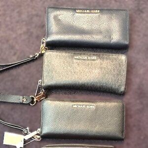 Michael Kors Wallet with wristlet